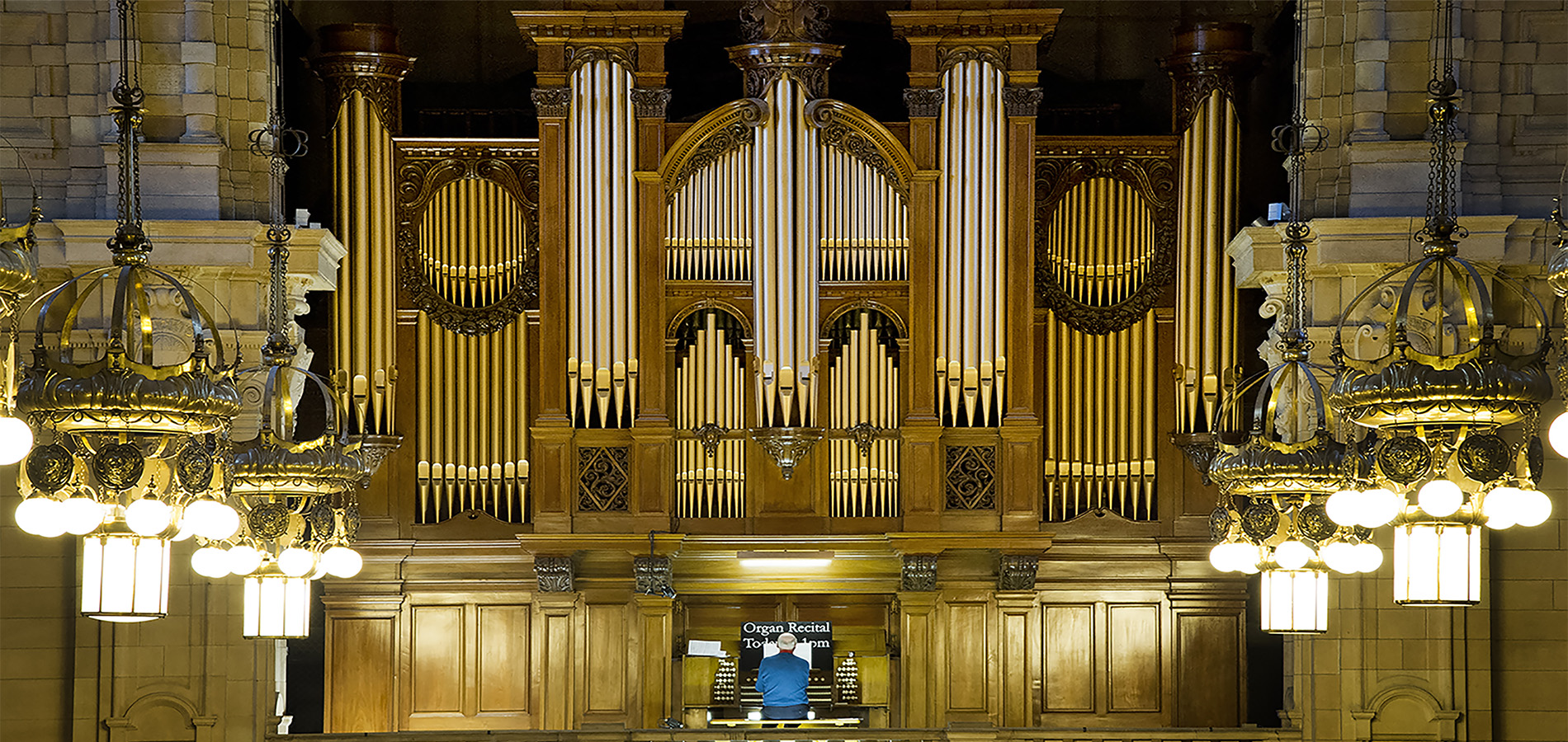 Kelvingrove organs during recital
