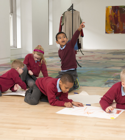 Glasgow Museums primary school workshop