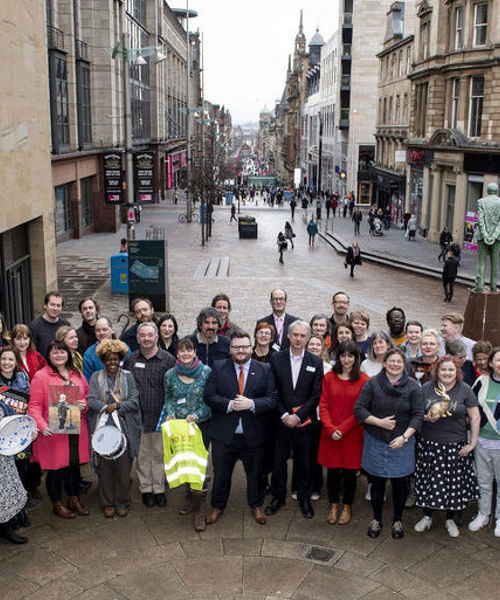 Cllr McDonald meets Artists in Residence at the project launch
