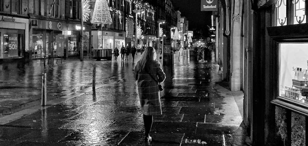 Stuart Foster: Late Night Shopping - Buchanan Street