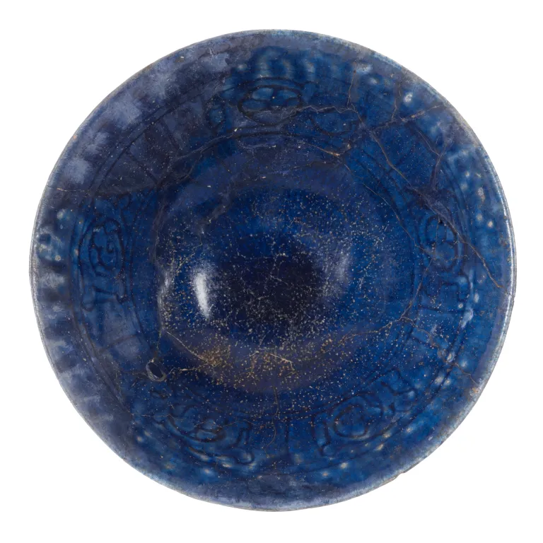 photo of a blue plate made with cobalt